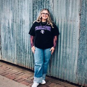 Meet your Posher, Chey